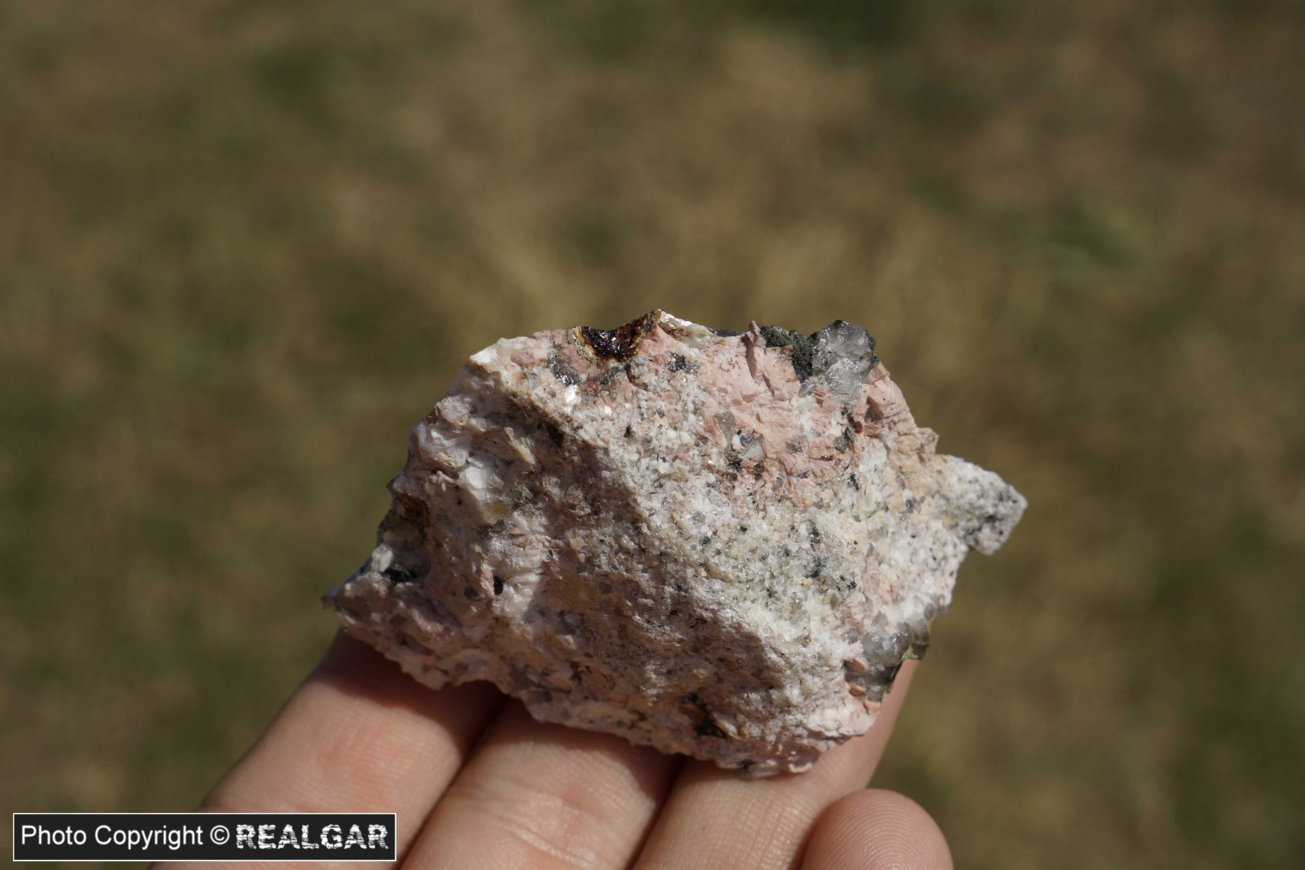 gadolinit szklarska minerały metamiktyczne