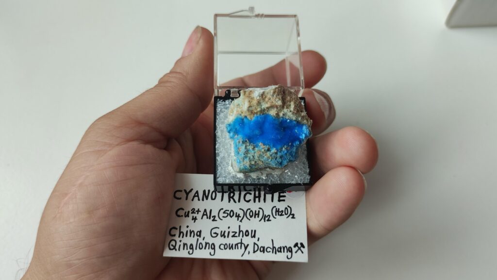 Cyanotrichite Qinglong