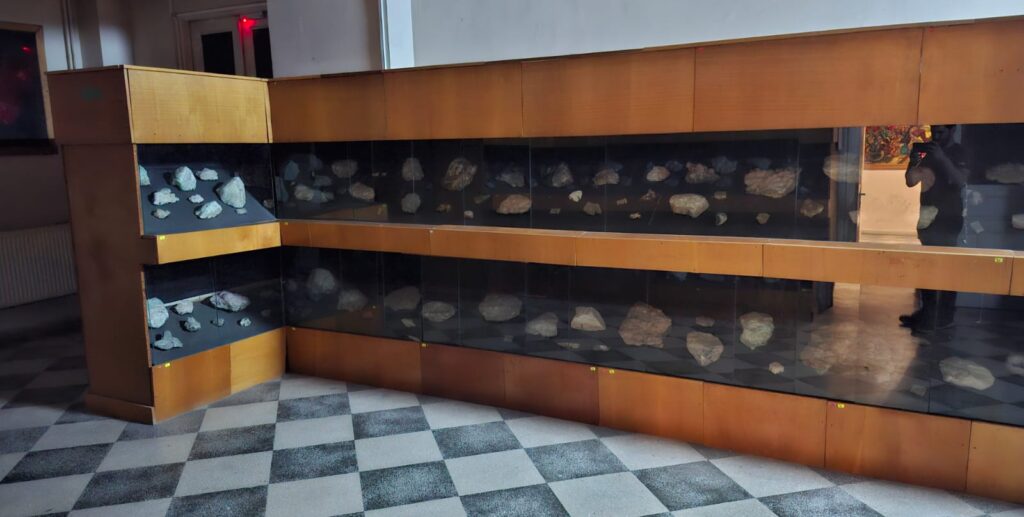Muzeul Geologic Național bucuresti